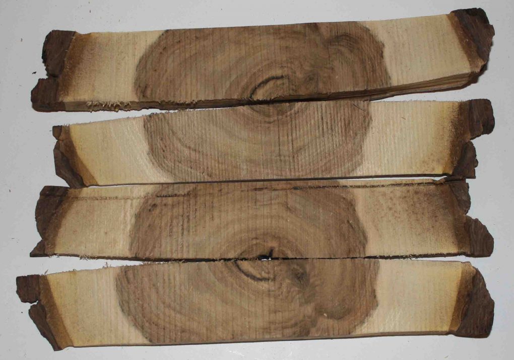 Réutiliser des chutes de bois pour créer des motifs qui valorise les spécificités du bois